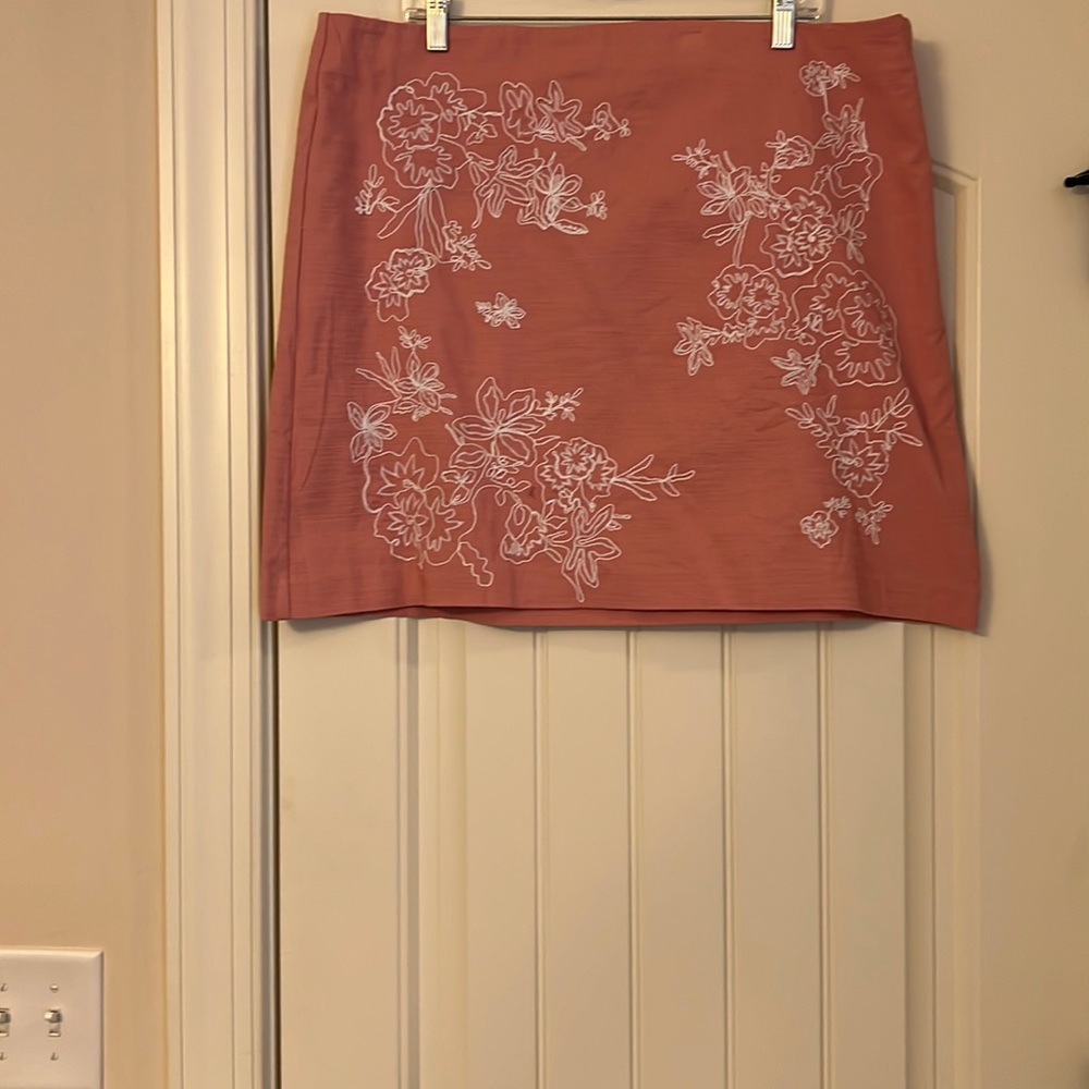 NWT Loft Skirt with Embroidery Detail